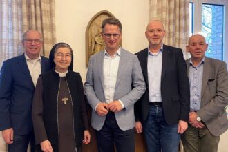 mit wem ist carsten linnemann verheiratet